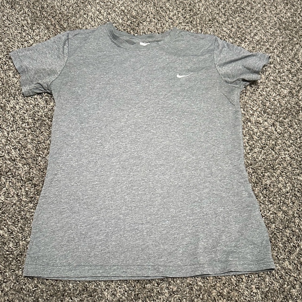 !!SOLD!!Women's Nike Dry Fit shirt